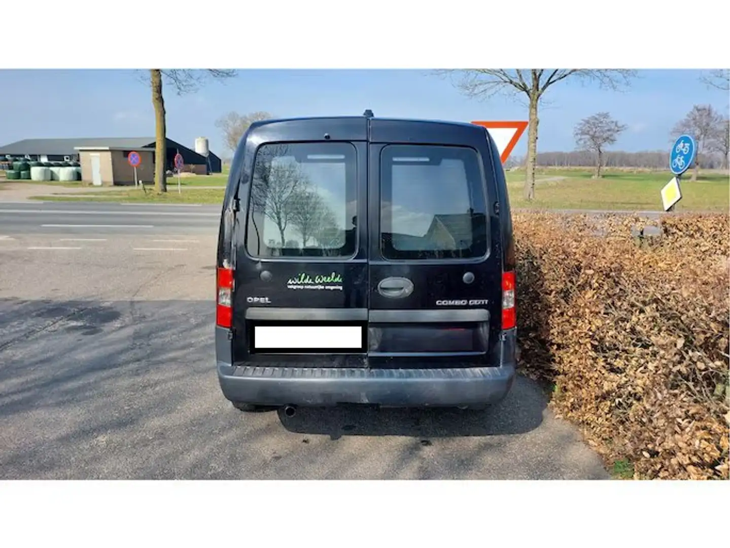 Opel Combo Combo 1.3 CDTi Confort Fekete - 1