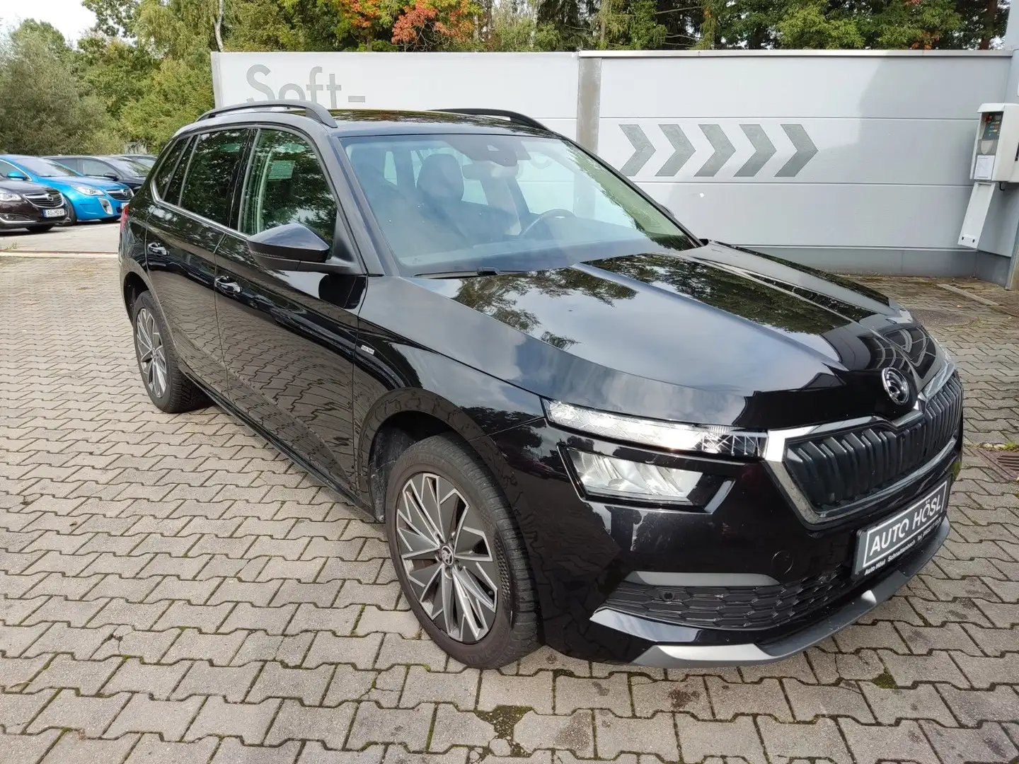 Skoda Kamiq 1.0l TSI CLEVER*LED*NAVI*SHZ* Schwarz - 1