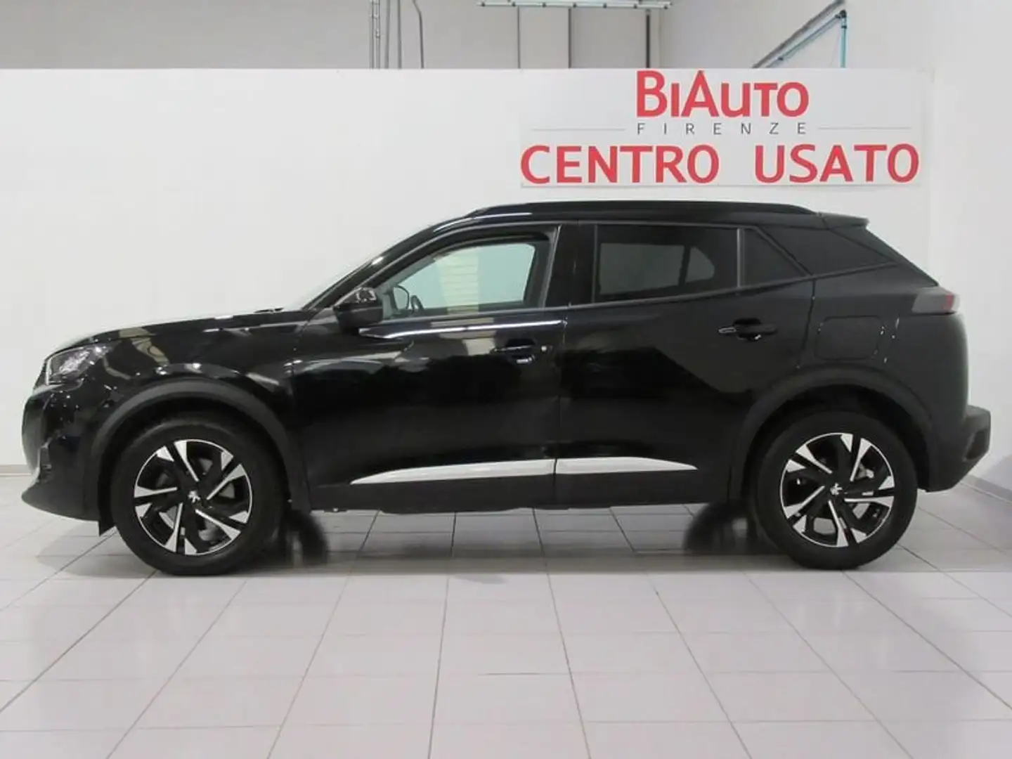 Peugeot 2008 BlueHDi 130 EAT8 S&S Allure Pack Nero - 2