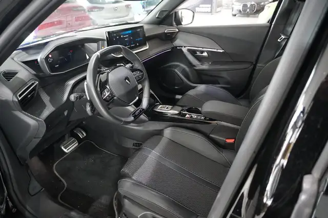 Peugeot 2008 view 14