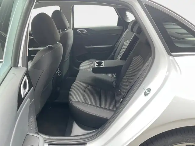Kia Ceed view 10
