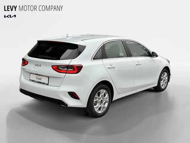 Kia Ceed view 5