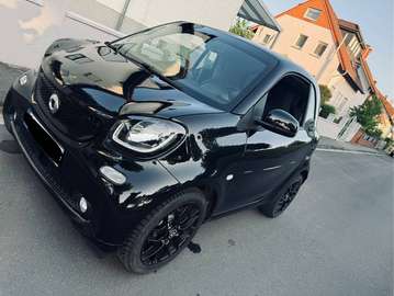 Smart ForTwo 2019 | Letzter Benziner | Leder | Panorama | JBL | TÜV neu