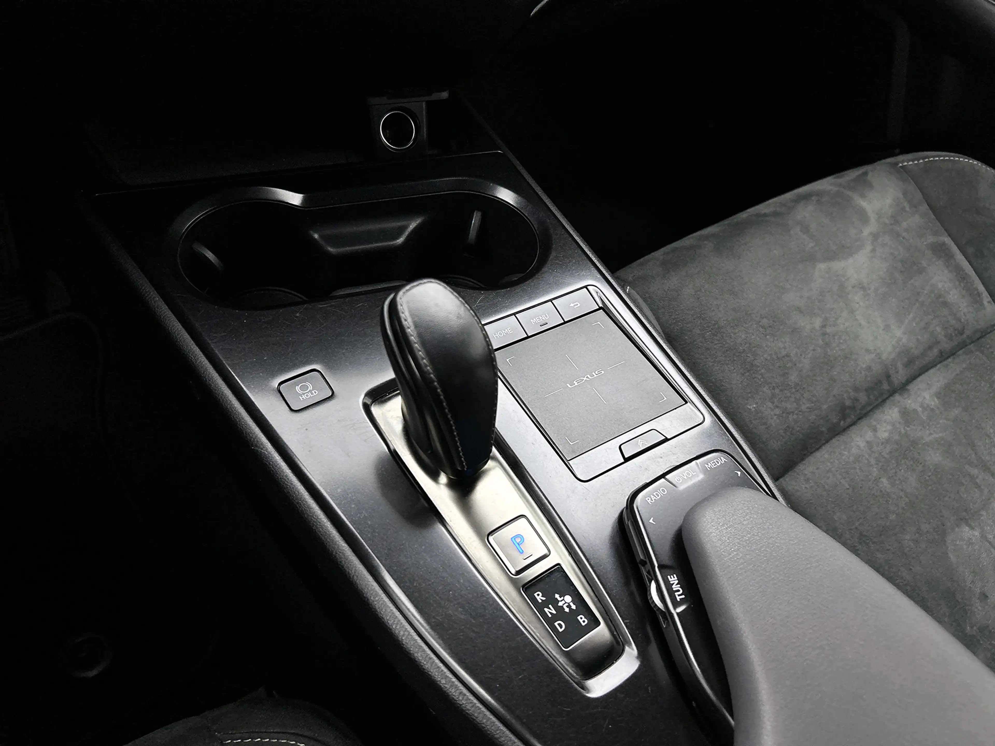 Lexus UX 300e Business 54 kWh | Elektrisch Verstelbare Stoelen | — photo 11
