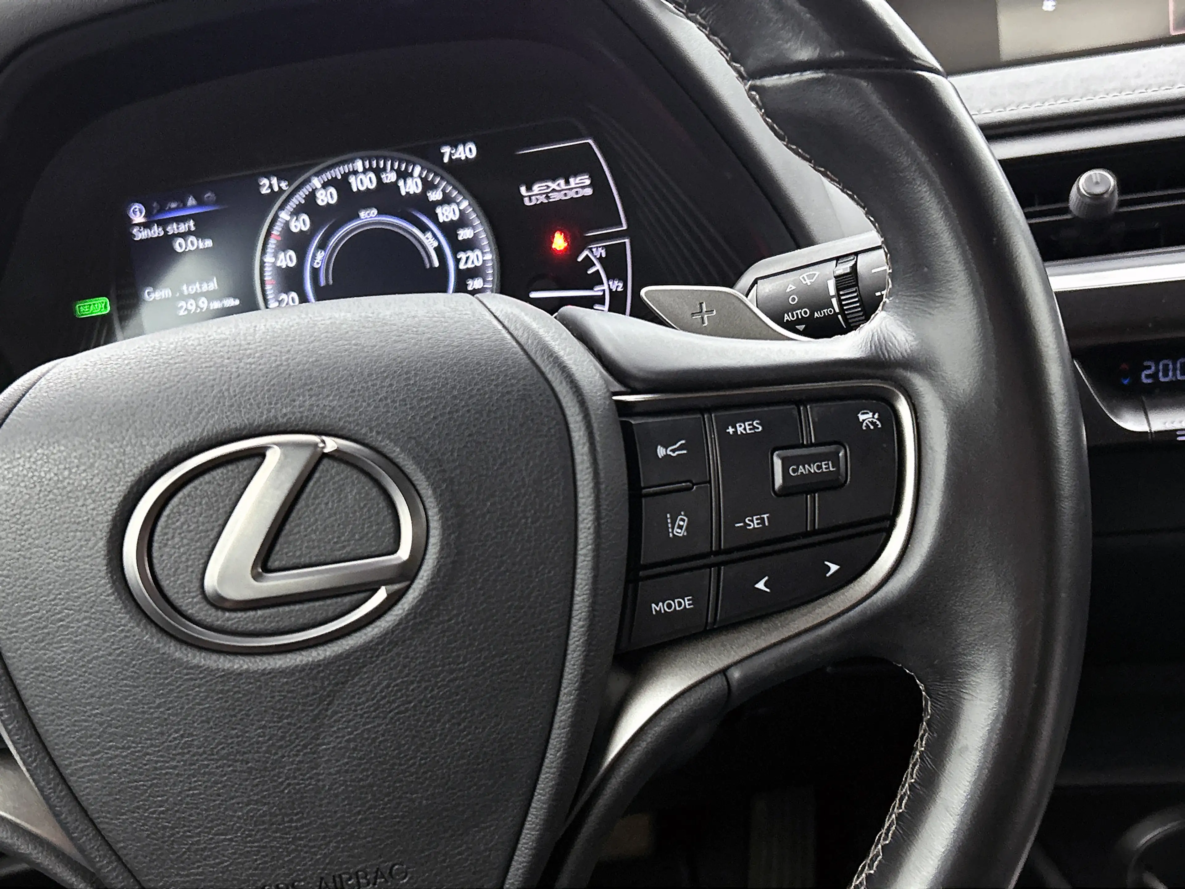 Lexus UX 300e Business 54 kWh | Elektrisch Verstelbare Stoelen | — photo 15