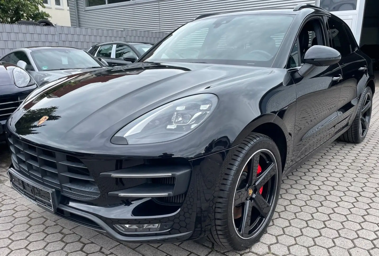 Porsche Macan Turbo Performance Chrono/18 Wege/Pano/VOLL Noir - 1
