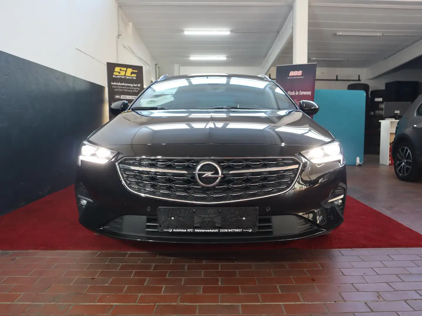 Opel Insignia Business Schwarz - 2