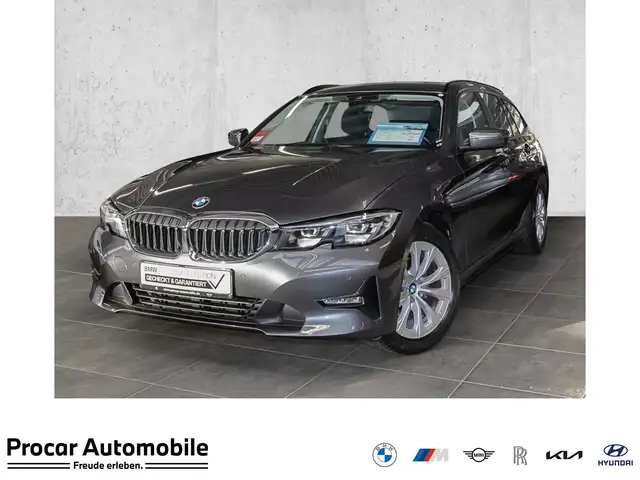 Bmw 318 i Touring RFK NAVI LED Sound Syst. PDC V+H