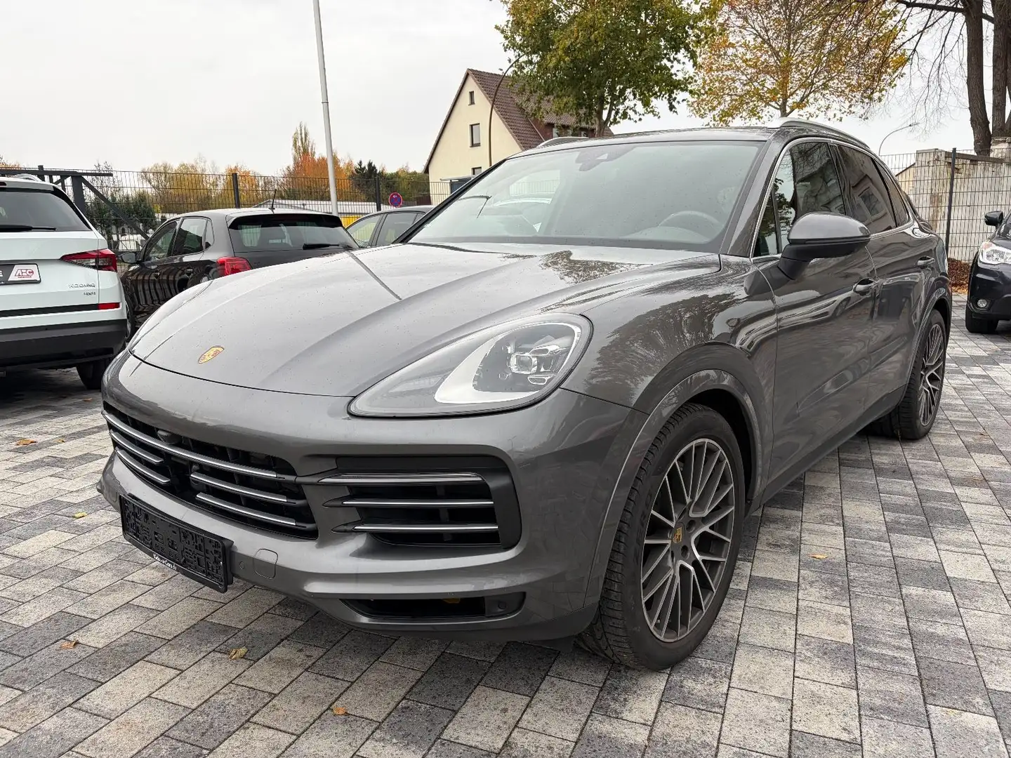 Porsche Cayenne S Approved / Panorama / Standhz. / AHK / Gris - 1