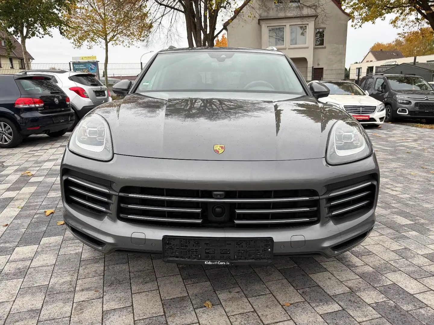 Porsche Cayenne S Approved / Panorama / Standhz. / AHK / Gris - 2