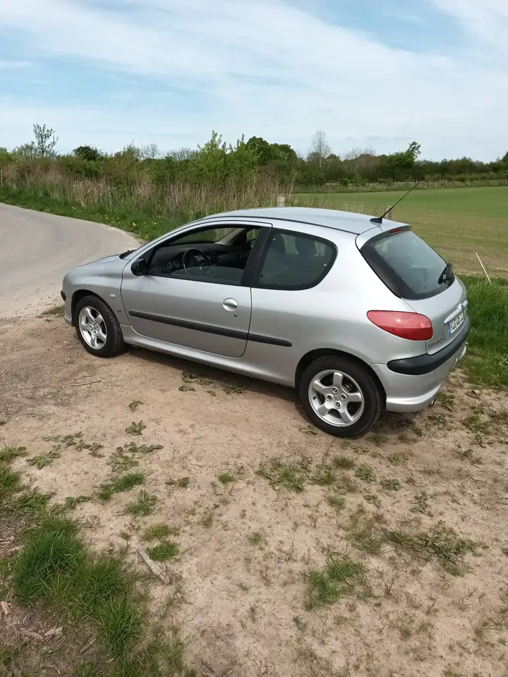 Peugeot 206 136 PS, S 16 TÜV neu, foto 3