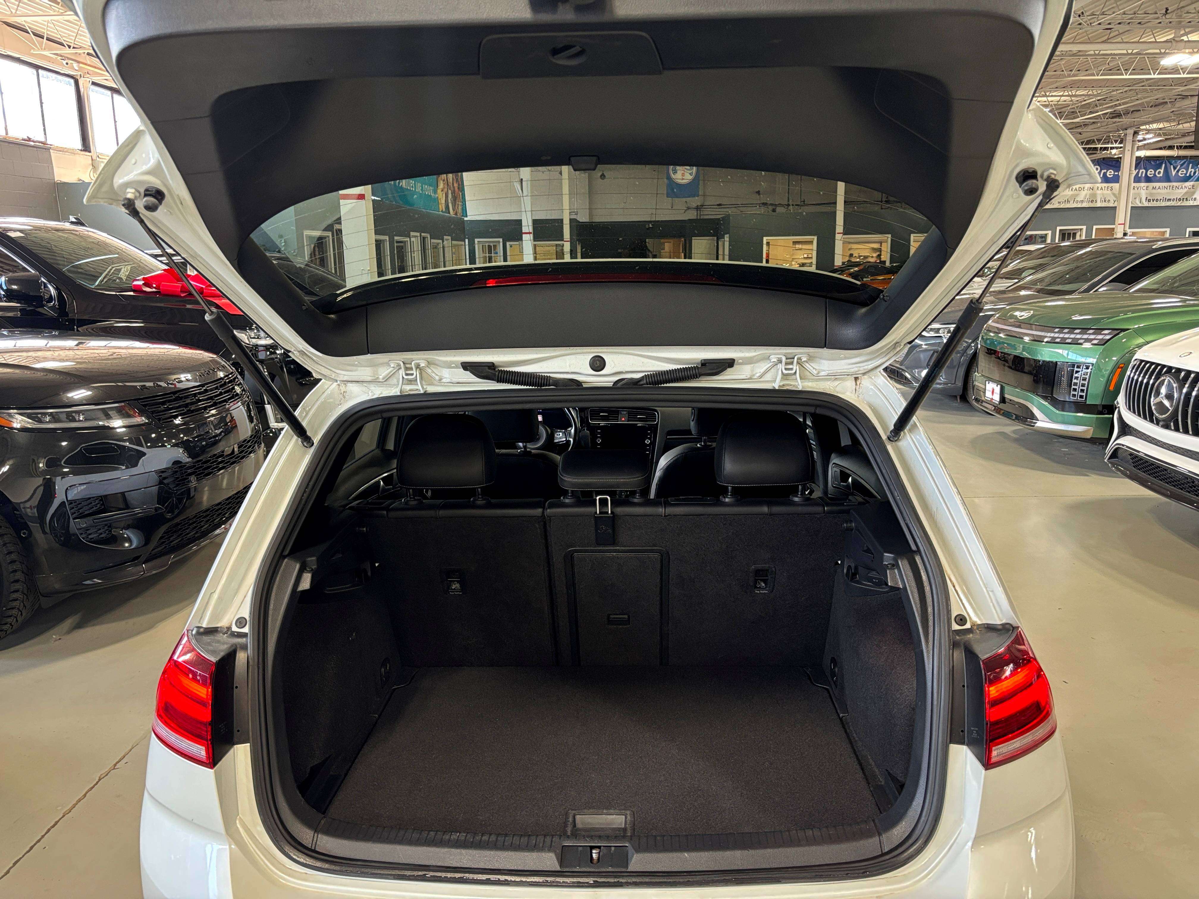 2019 Volkswagen Golf R