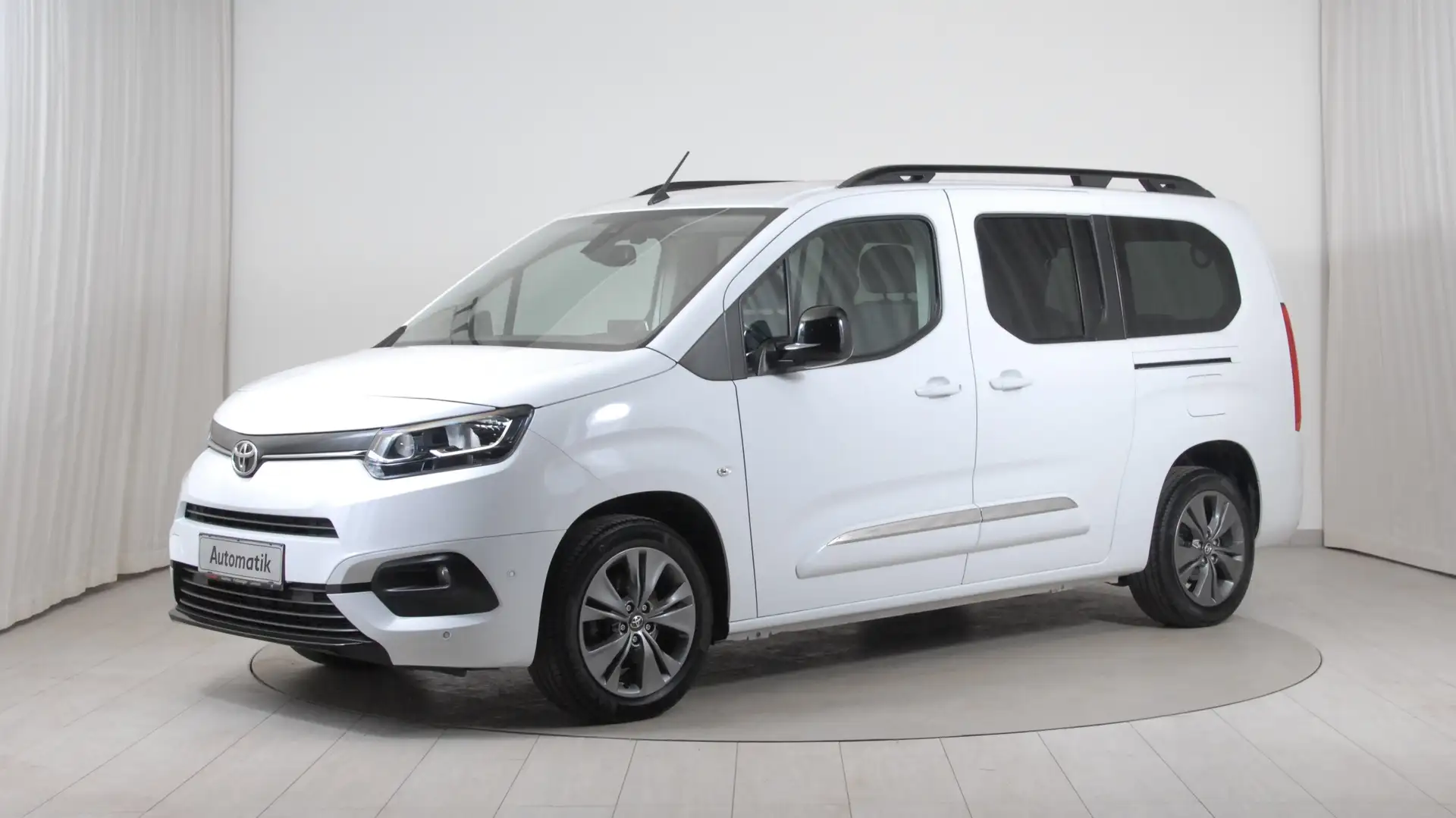 Toyota Proace City Verso L2 1.2 130PS Family+ Aut. *Navi, AHV, Sitzh* Blanc - 2