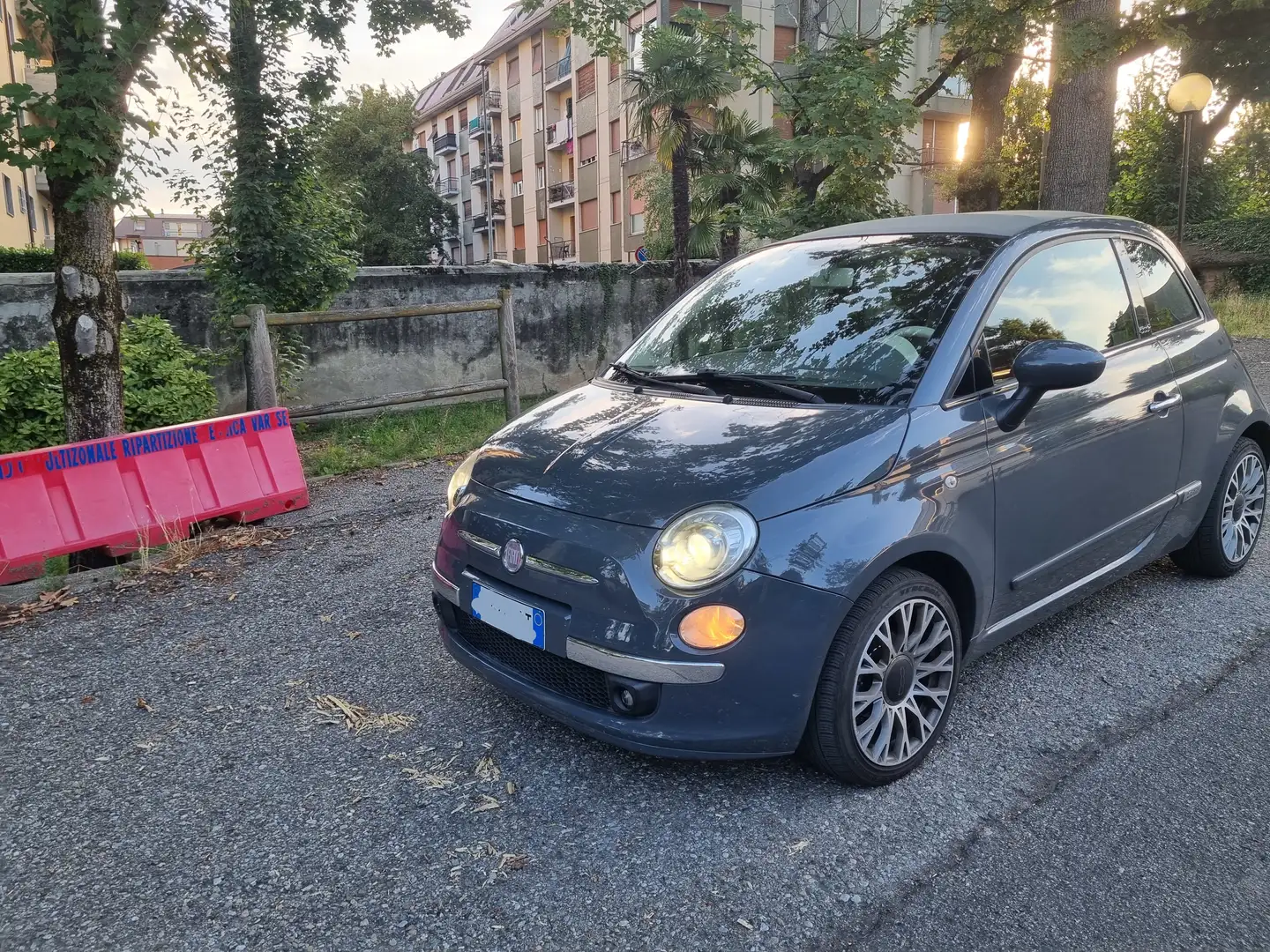 Fiat 500C 1.2 Lounge 69cv CAMBIO AUTOMATICO - FULL OPTIONAL Gris - 2