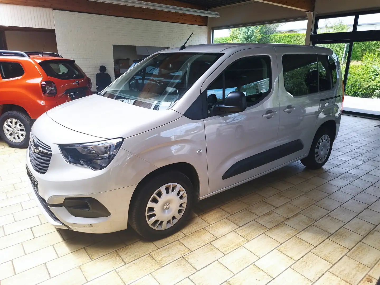 Opel Combo 1.2 T L1H1 Edition Plus S/S, Attelage Beżowy - 1