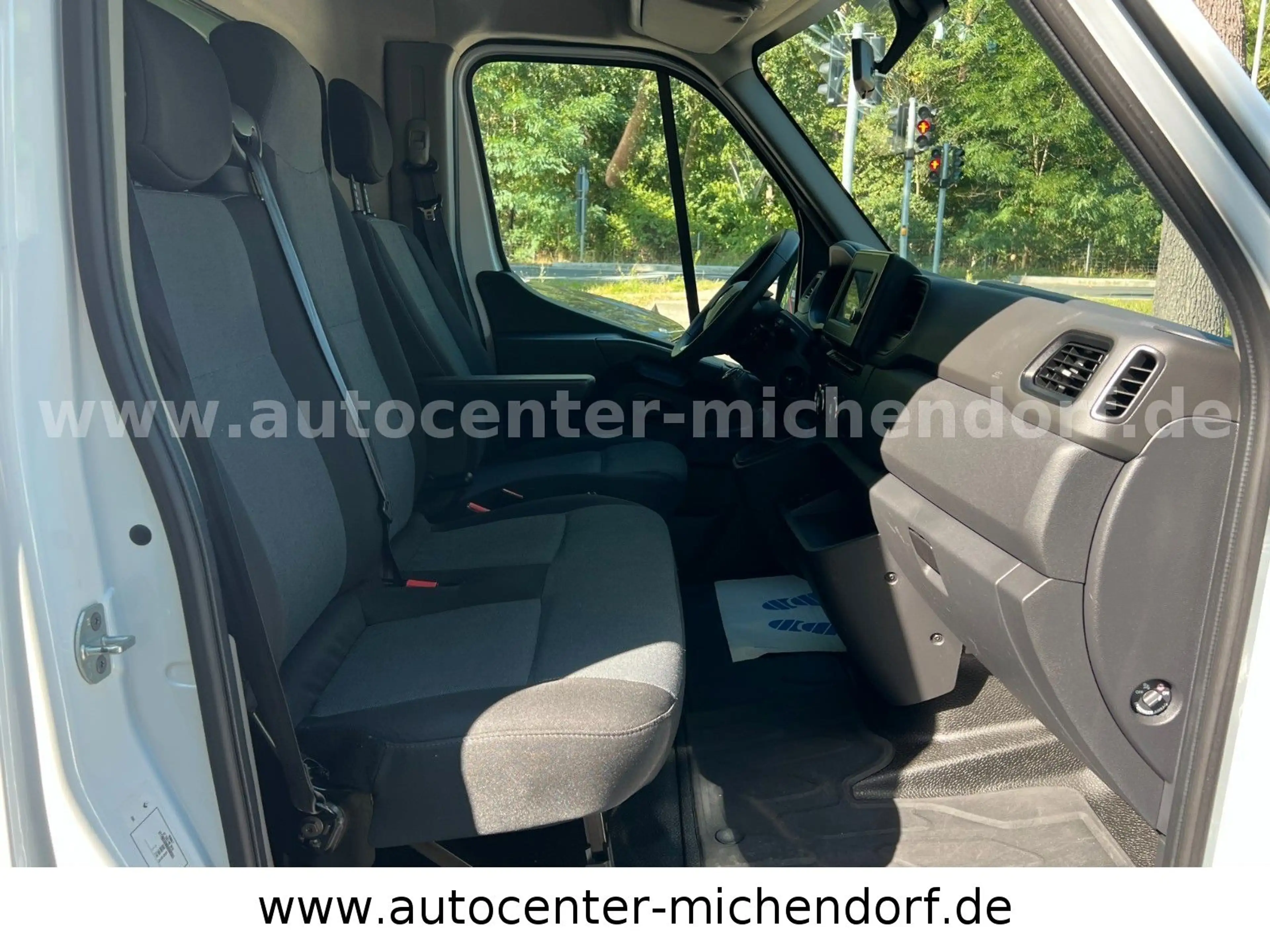 Renault Master III Pritsche Plane L2H1 3,5t*1.Hand* — photo 14