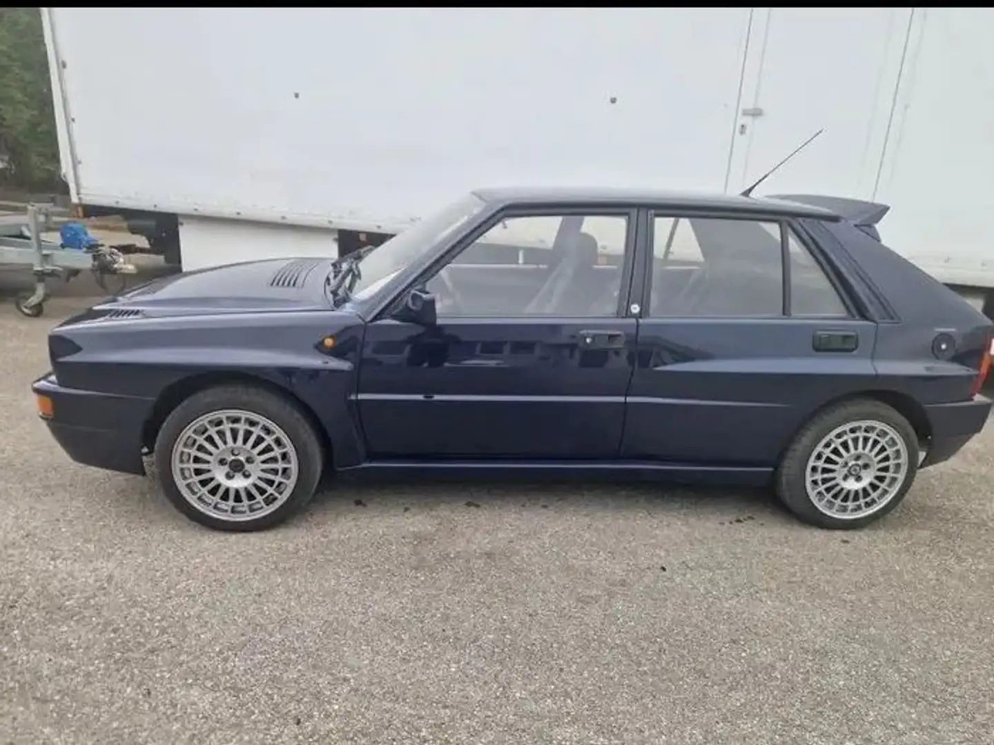 Lancia Delta 2.0 16v HF Integrale Evoluzione Blue - 1
