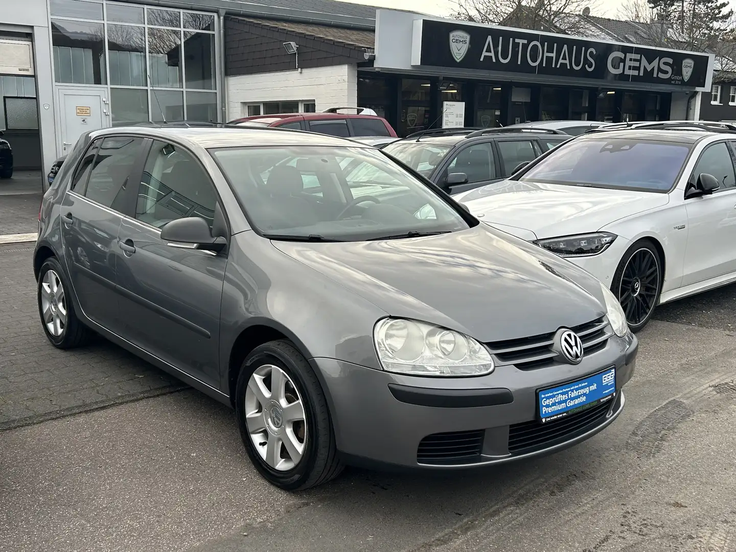Volkswagen Golf Trendline Klima Grau - 1