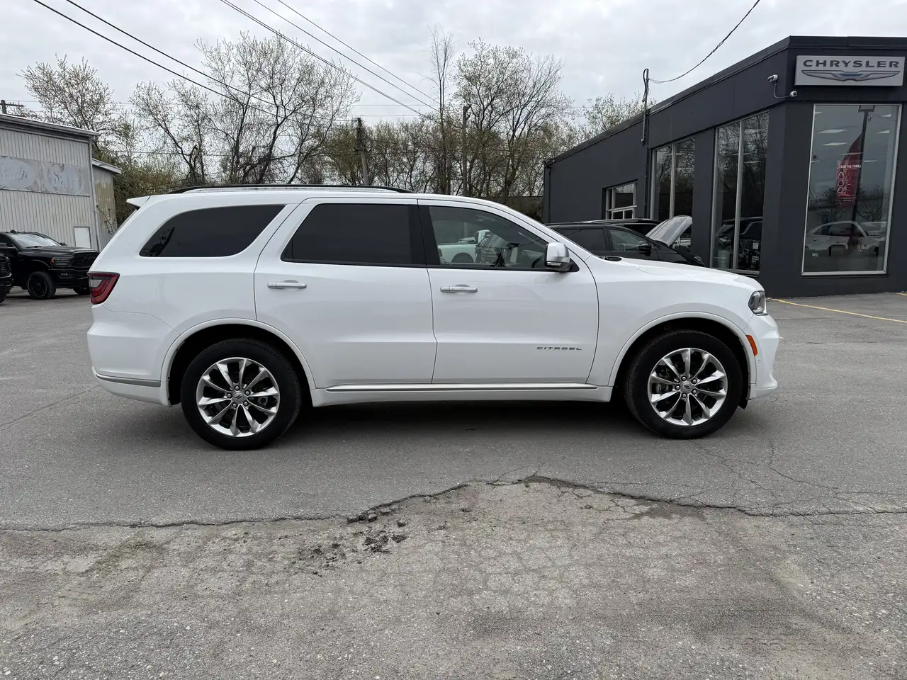 Dodge Durango снимка Dodge Durango