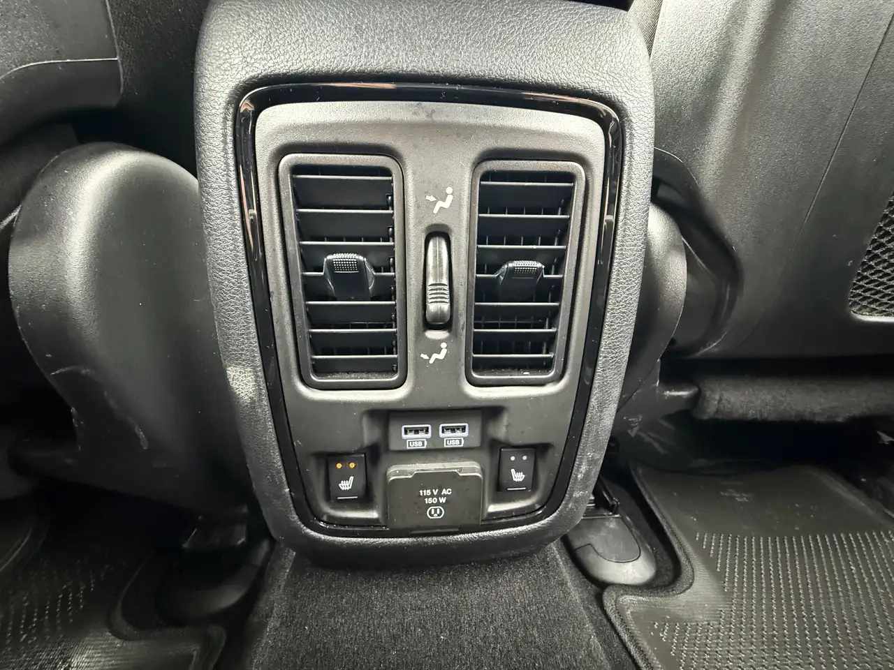 Dodge Durango снимка Dodge Durango