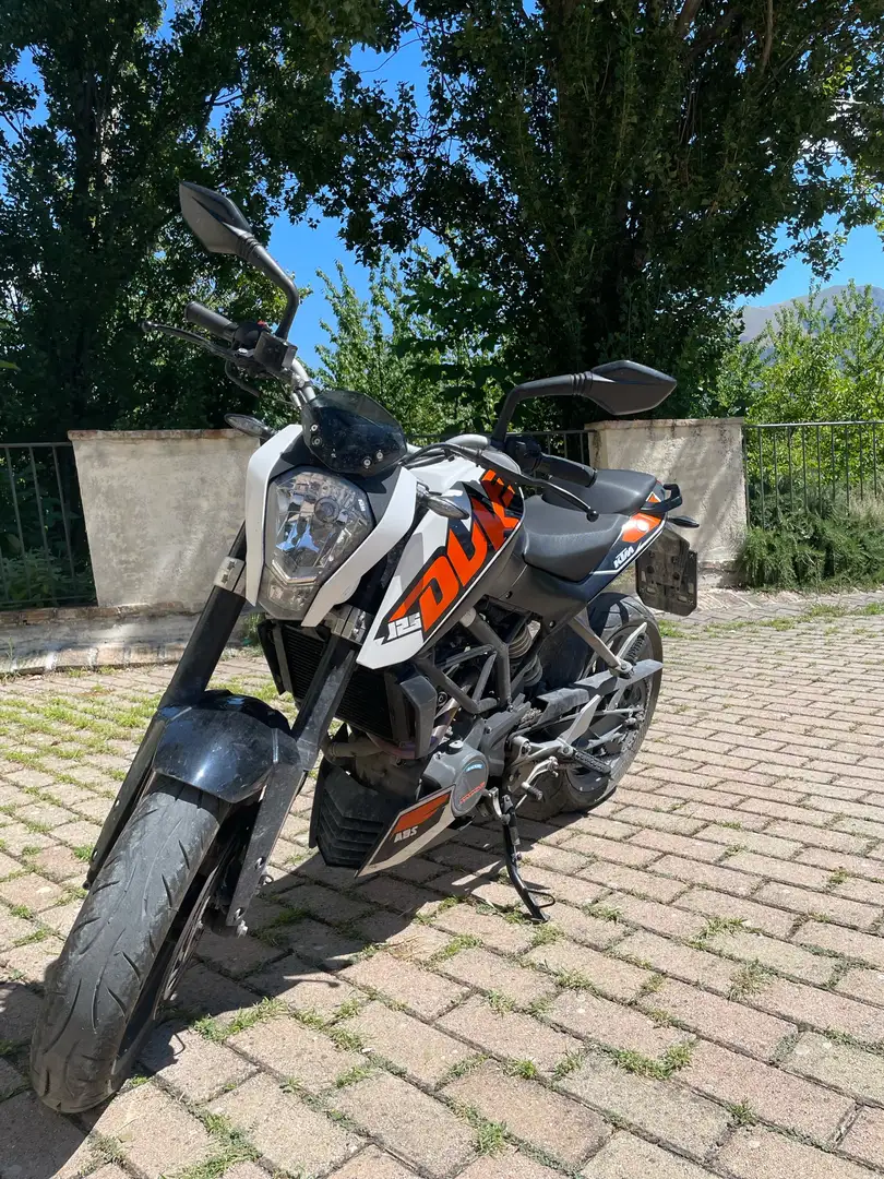 KTM 125 Duke abs - 1