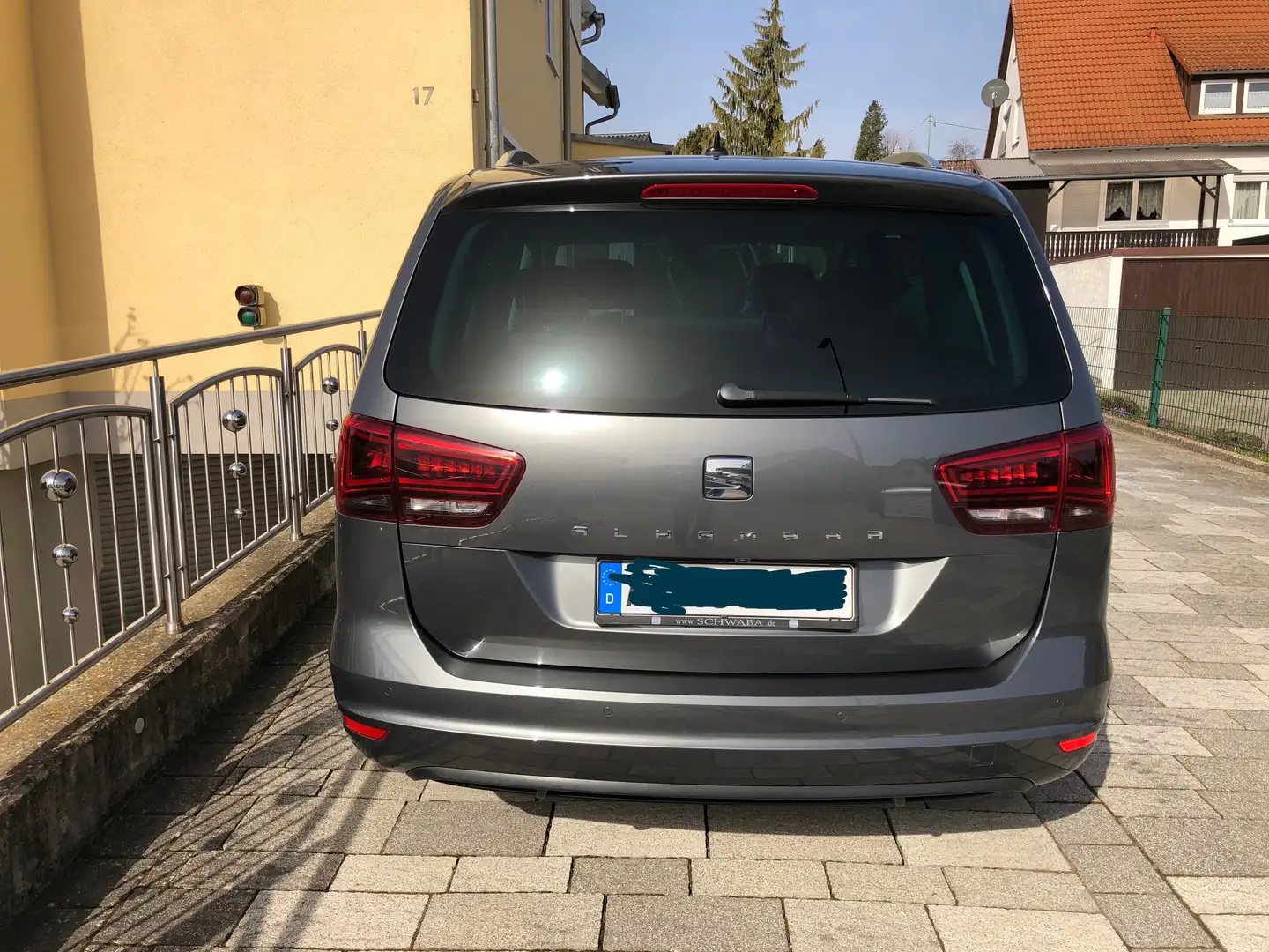 SEAT Alhambra Alhambra 2.0 TDI Start Grau - 2