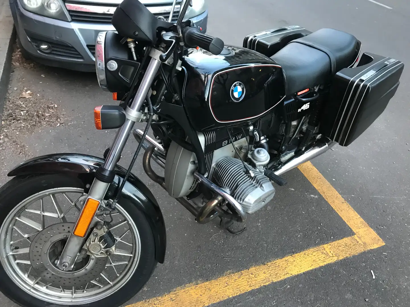 BMW R 45 Fekete - 1