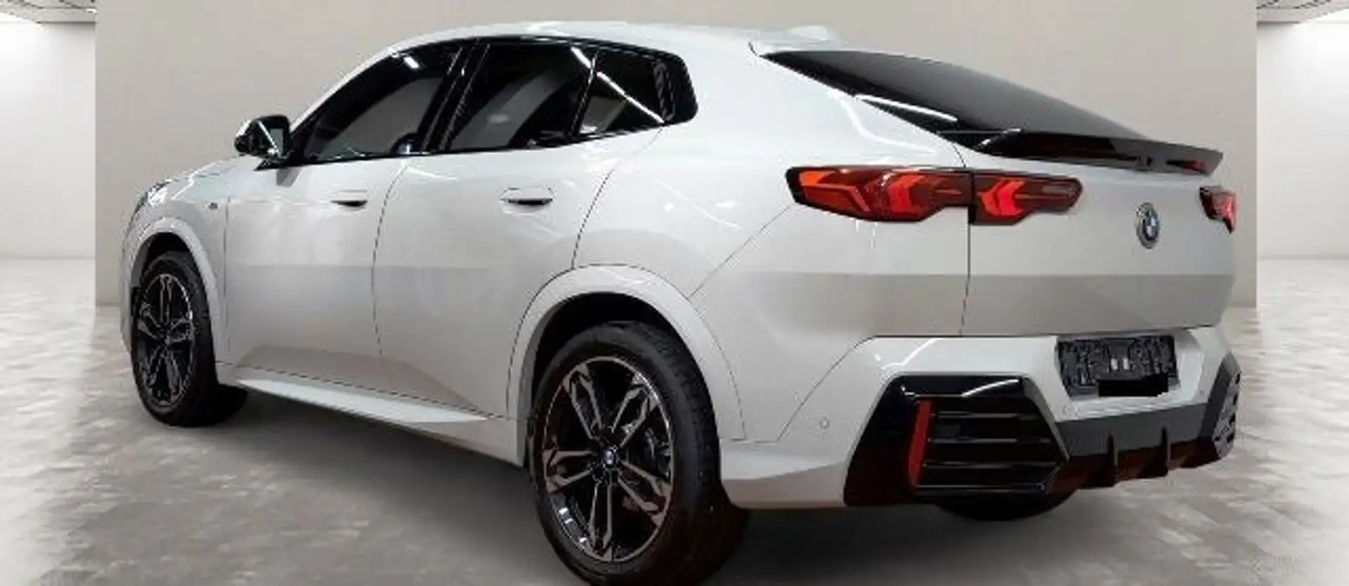 BMW X2 sdrive 18d MSport auto(150CV) Bianco - 2
