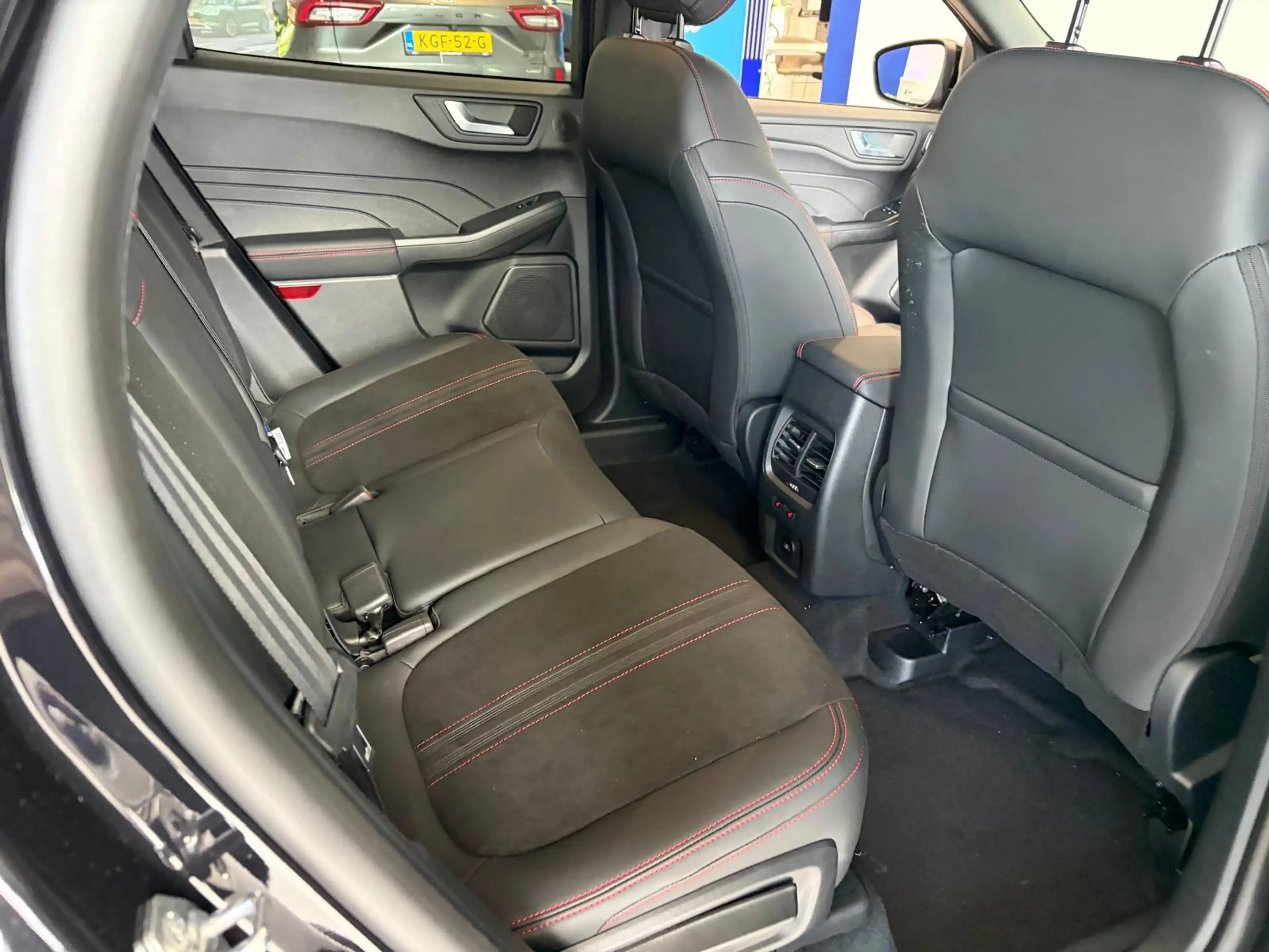 Ford Kuga 2.5 PHEV | ST-LINE X | TREKHAAK | ALL-WEATHER BAND — photo 13