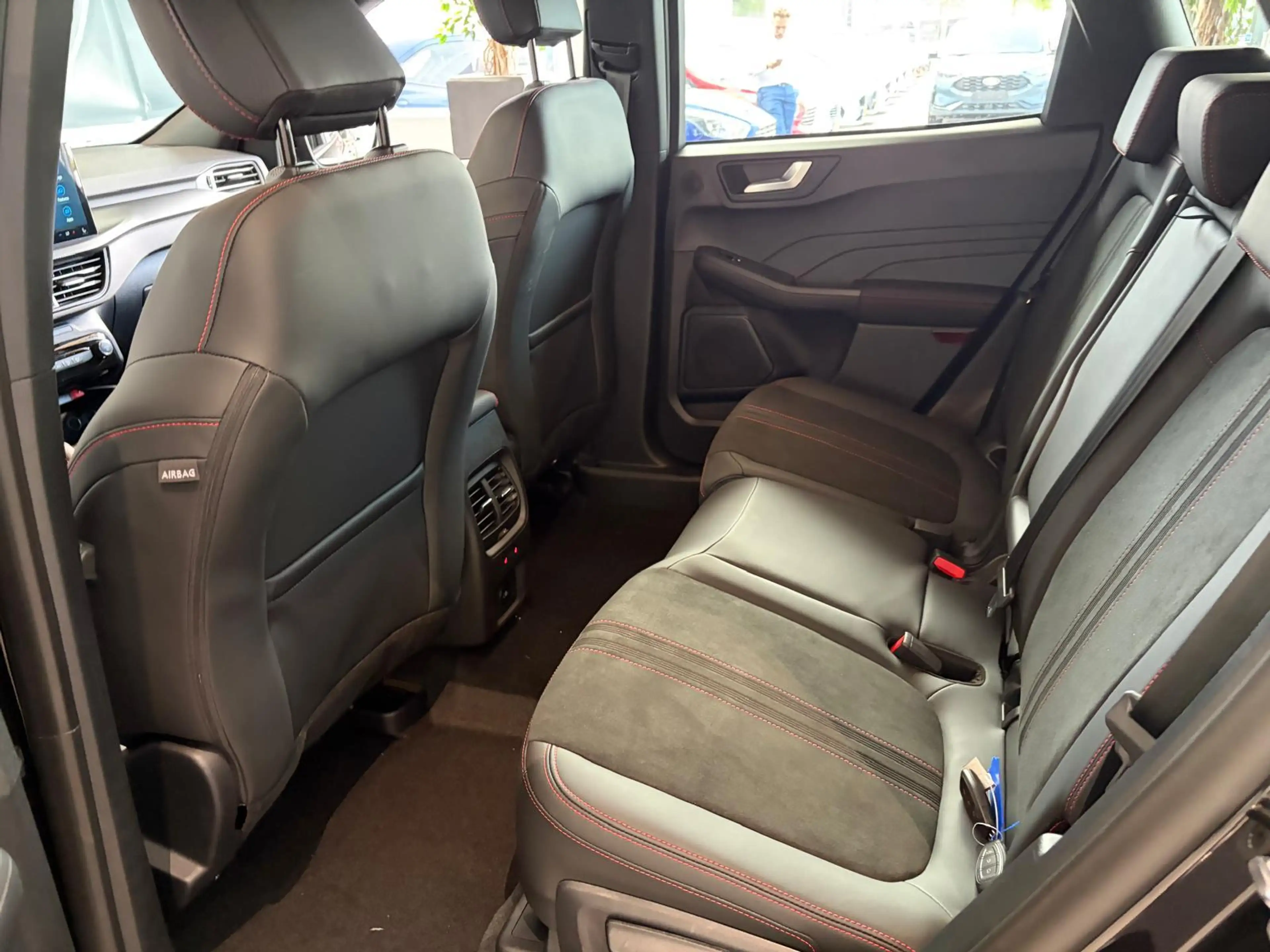 Ford Kuga 2.5 PHEV | ST-LINE X | TREKHAAK | ALL-WEATHER BAND — photo 12