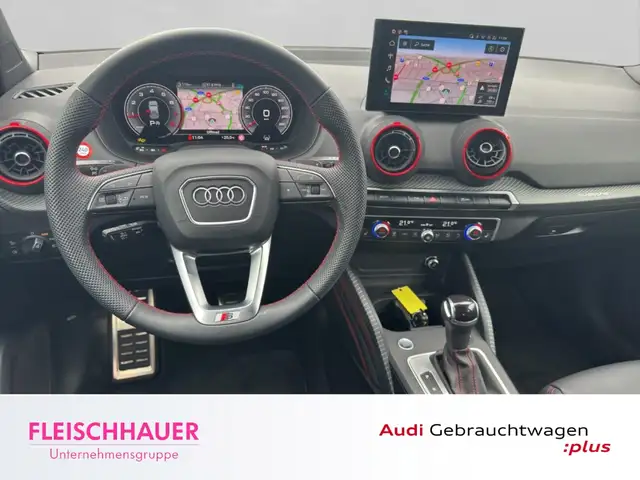 Audi Q2 view 15