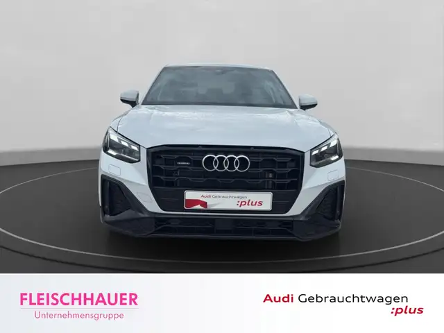 Audi Q2 view 2