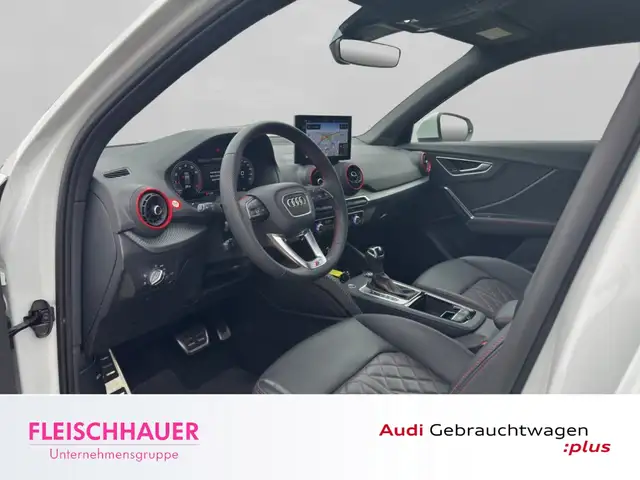 Audi Q2 view 10