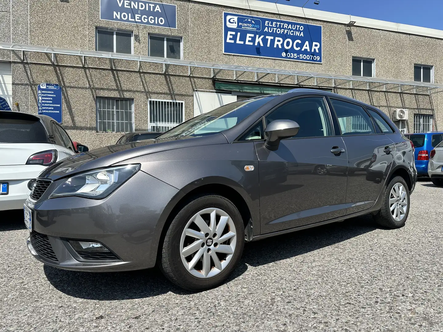 SEAT Ibiza ST 1.2 Business 75cv - 1