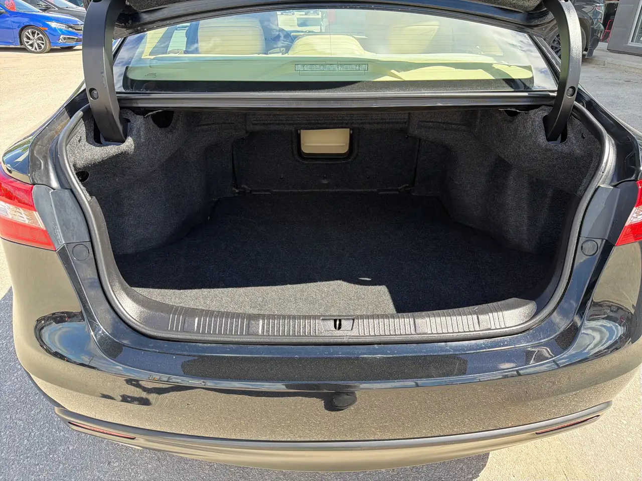 Toyota Avalon снимка Toyota Avalon