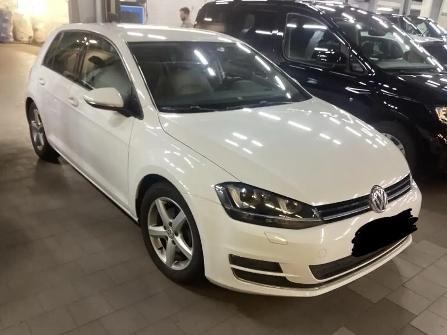 Volkswagen Golf VII Lim. Highline BMT Weiß - 1