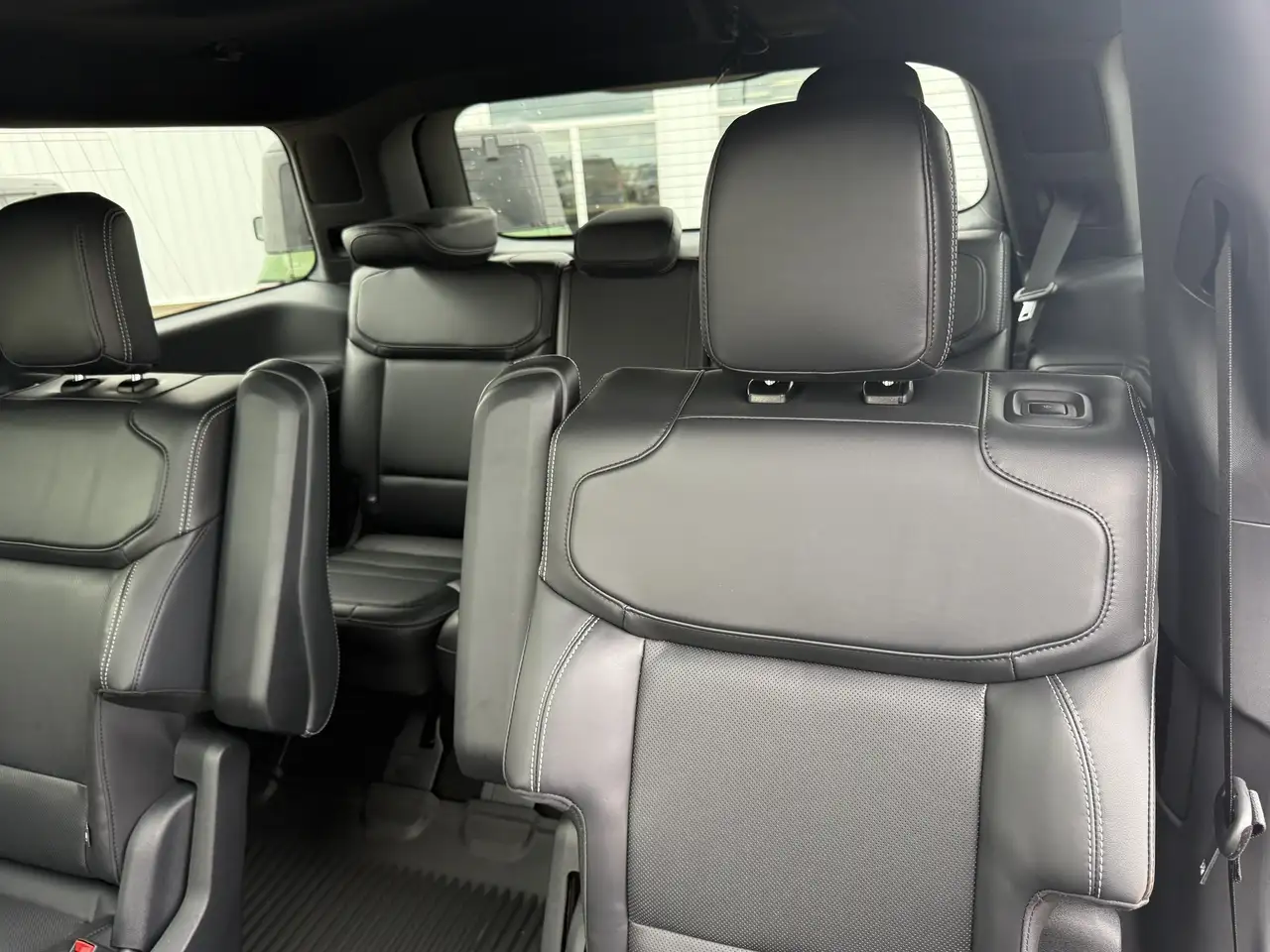 Ford Expedition снимка Ford Expedition