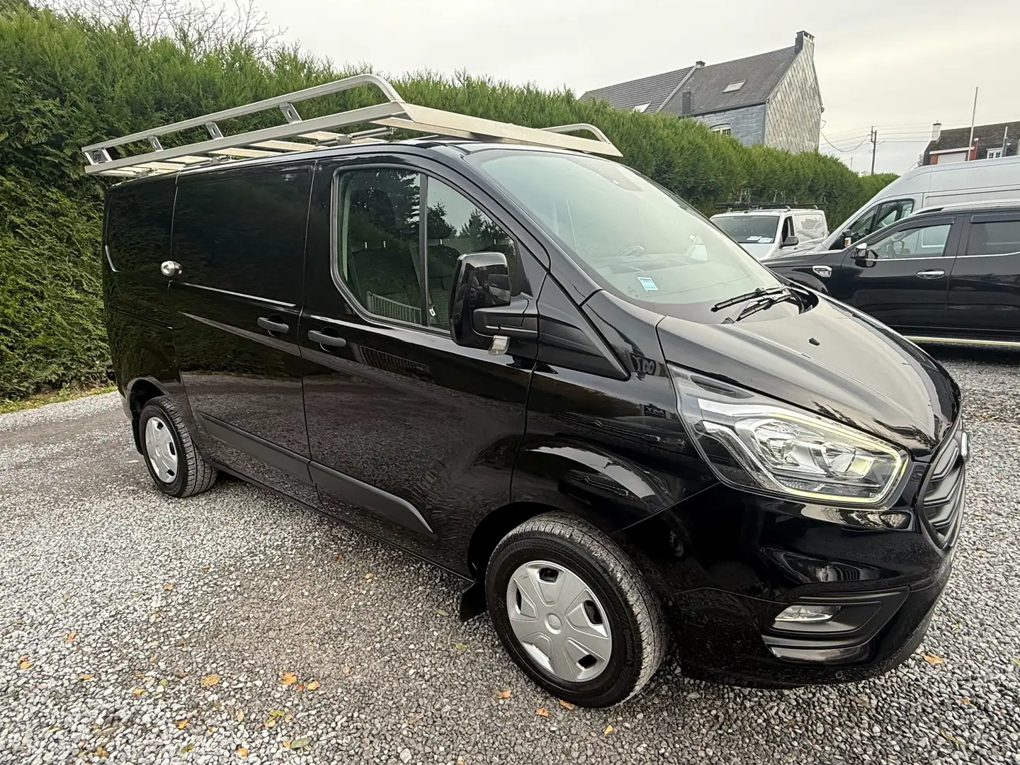 Ford Transit Custom 2.0 TDCi - 71.000 KM - TVA DEDUCTIBLE - EURO 6d - Noir - 2