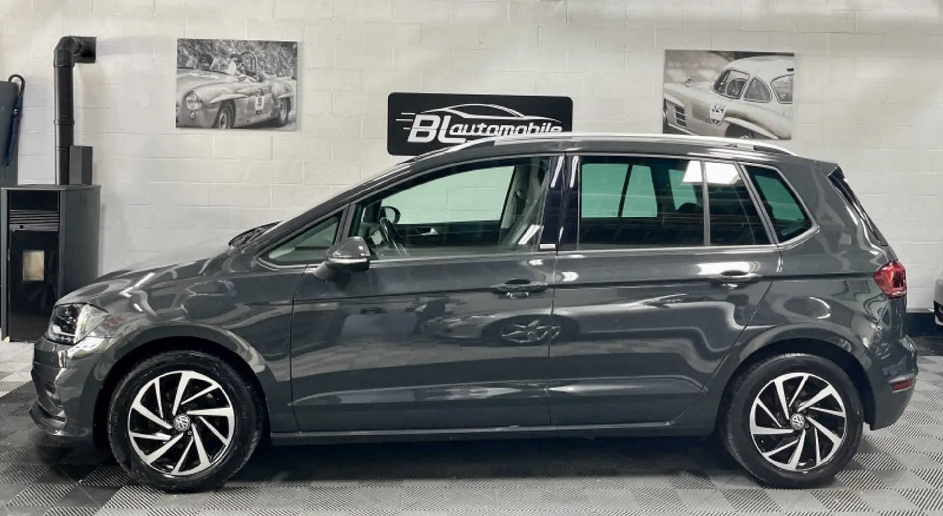 Volkswagen Golf Sportsvan 1.0 TSI 110CH  CONNECT Grau - 2