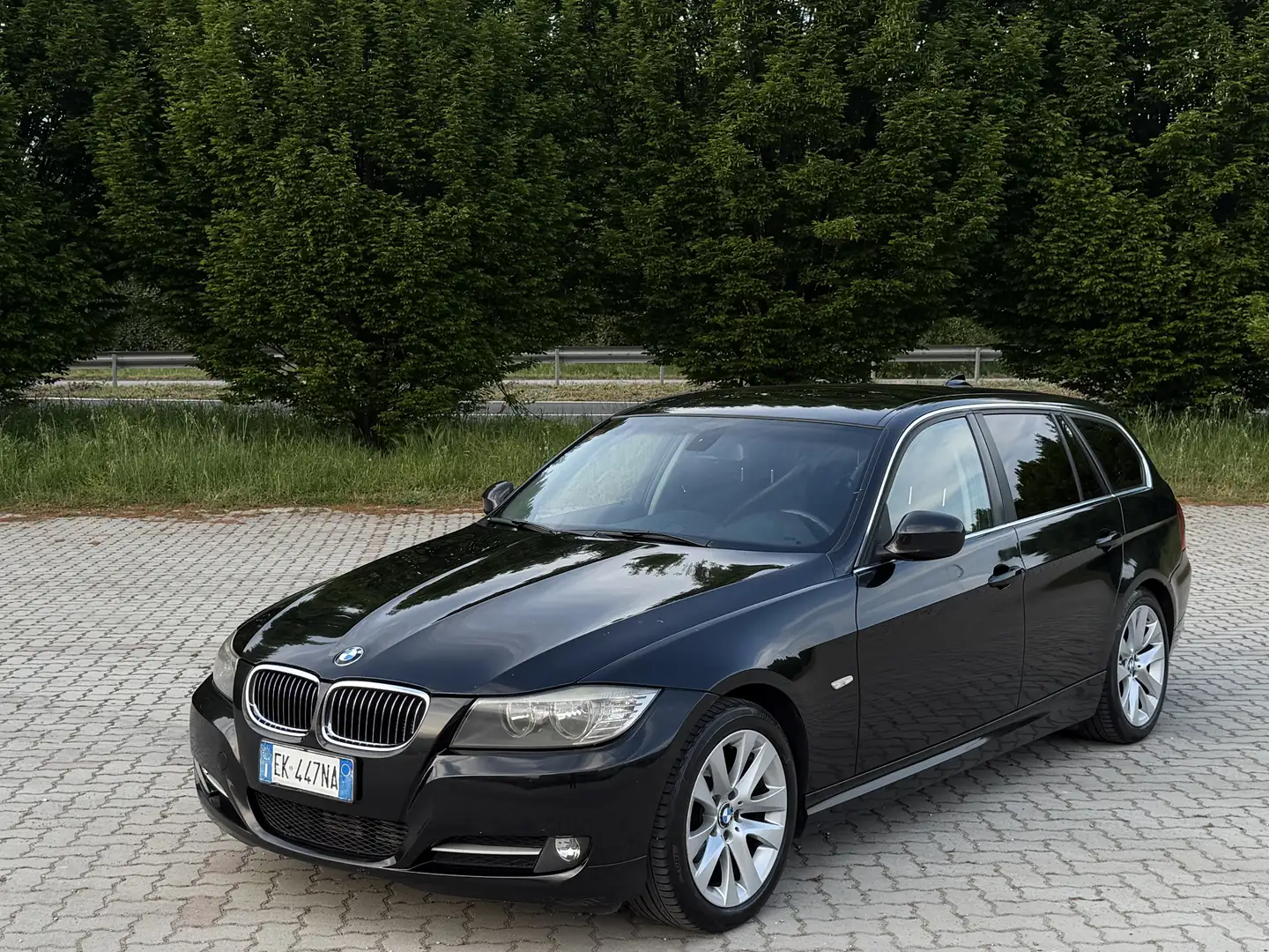 BMW 320 320d Touring eff.dynamic 163cv - 1