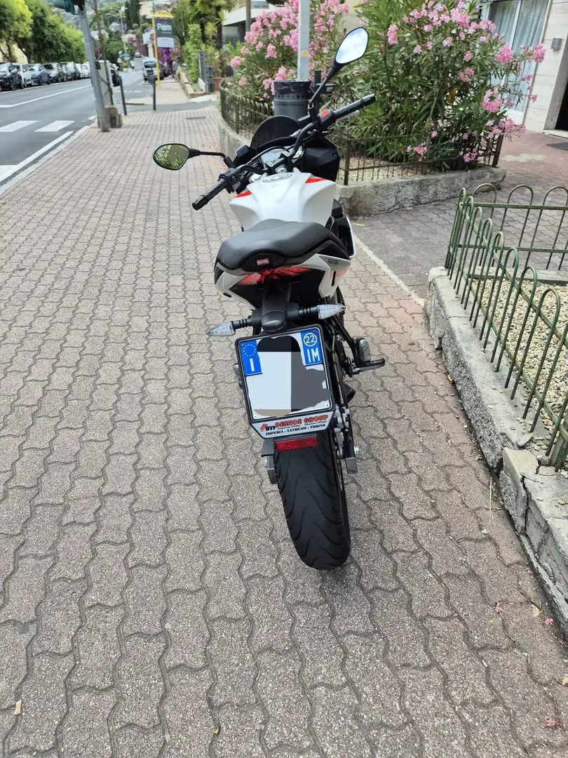Aprilia Tuono aprilia tuono 125 Bianco - 2