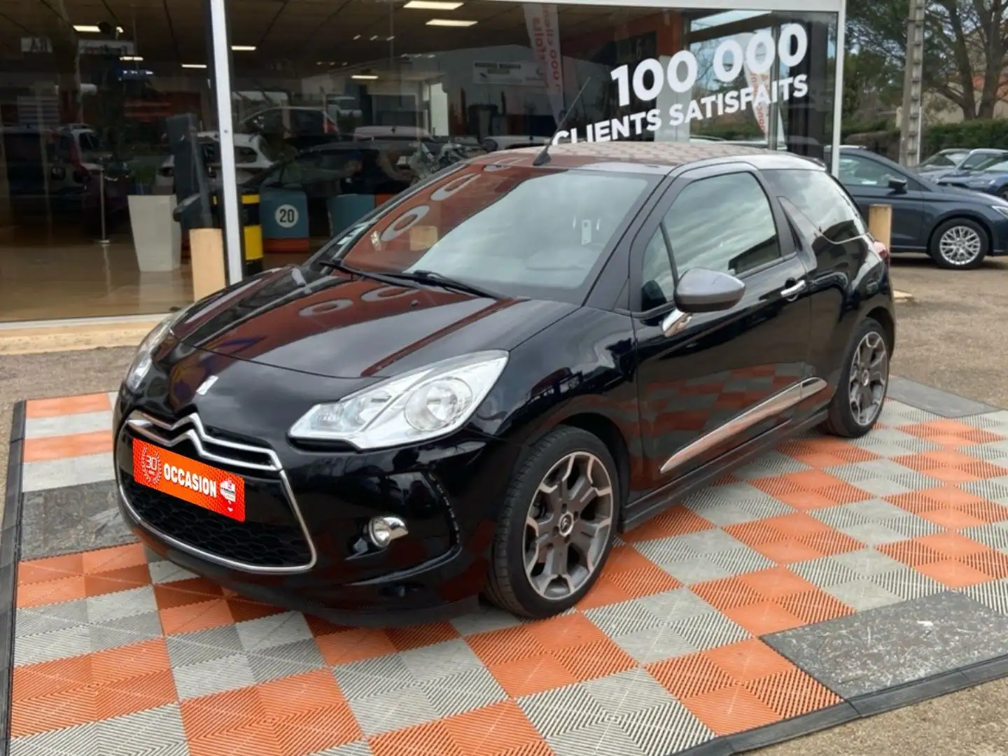 Citroen DS3 1.6 THP 155 SPORT CHIC CABRIOLET Negro - 1