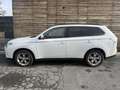 Mitsubishi Outlander Outlander 2.2 DI-D 4WD - 150ch 7pl Intense Weiß - thumbnail 2