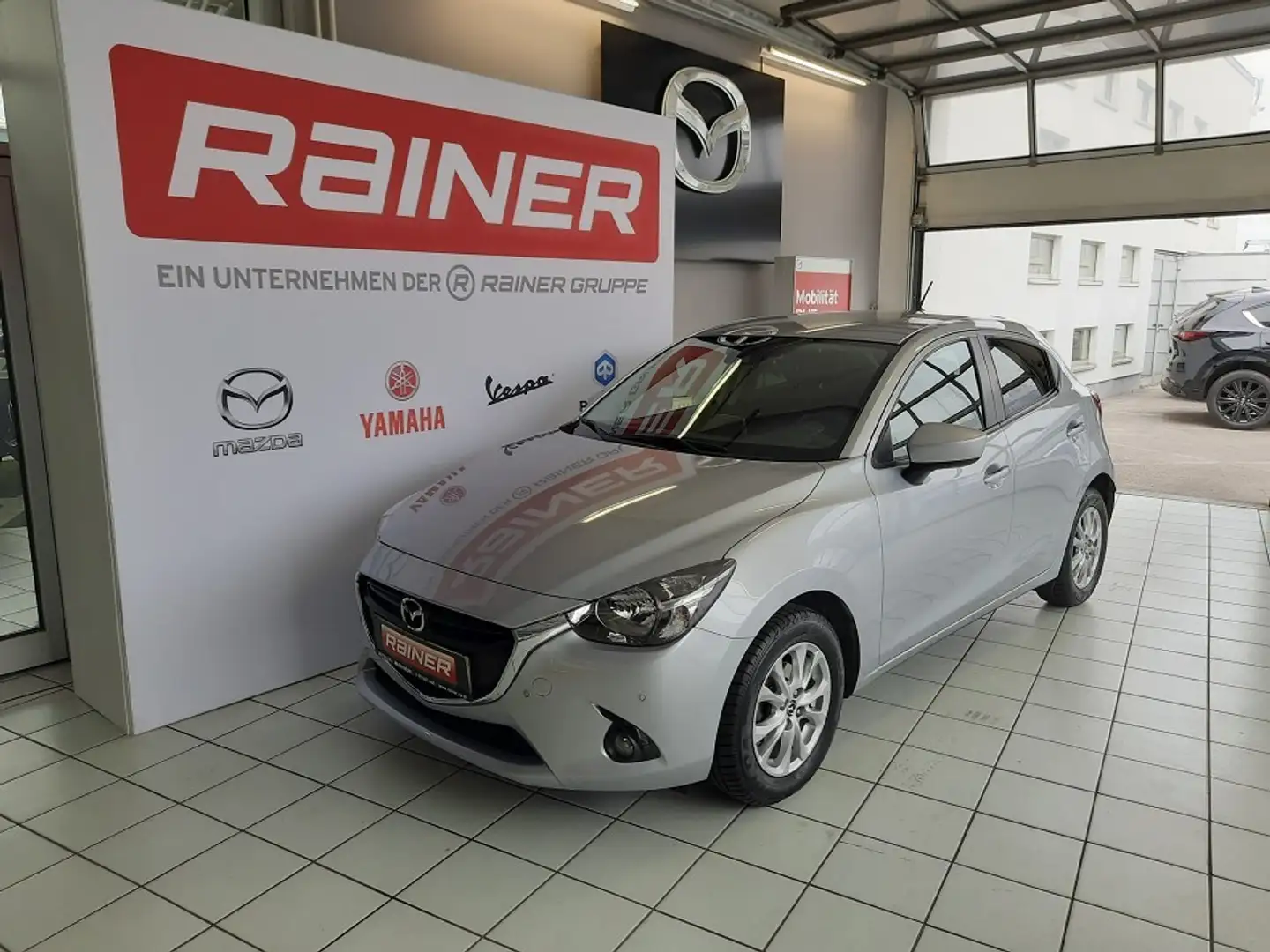 Mazda 2 Mazda2 G75 Attraction Argintiu - 1