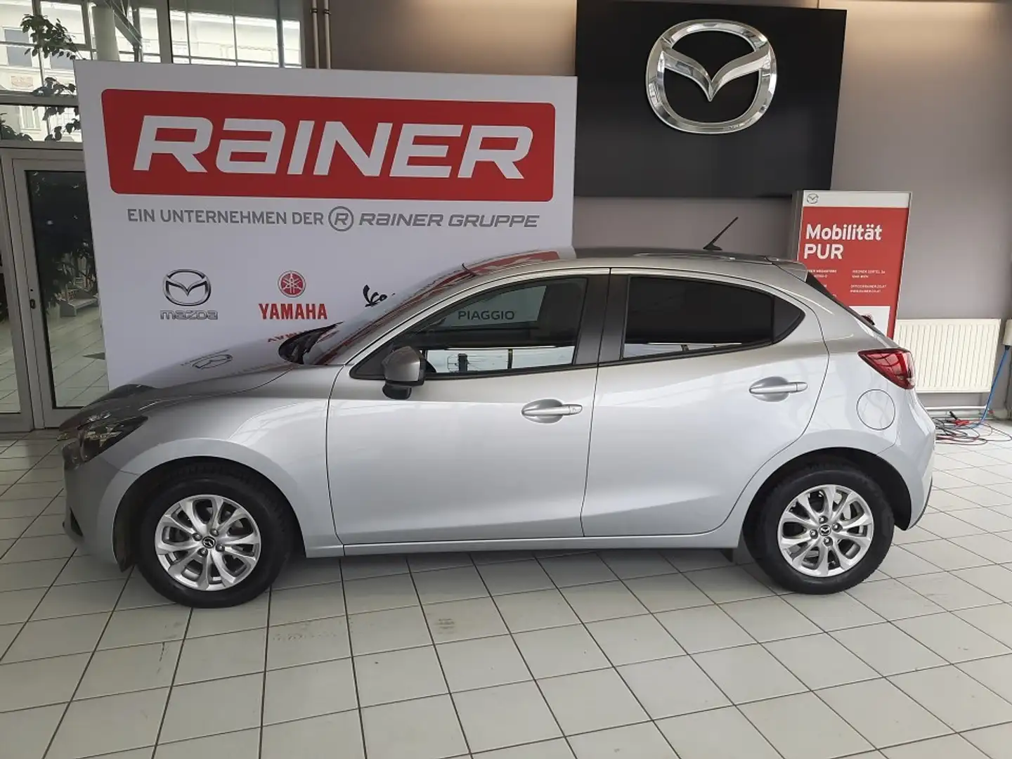Mazda 2 Mazda2 G75 Attraction Argintiu - 2