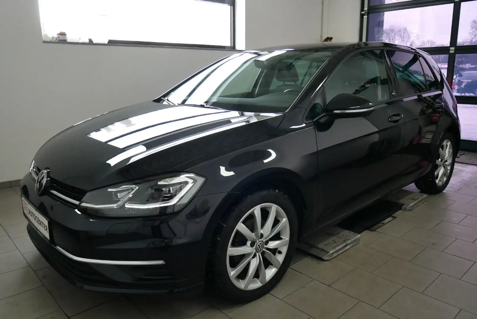 Volkswagen Golf VII Lim. Sound LED ACC CarPlay Allwetter Noir - 2