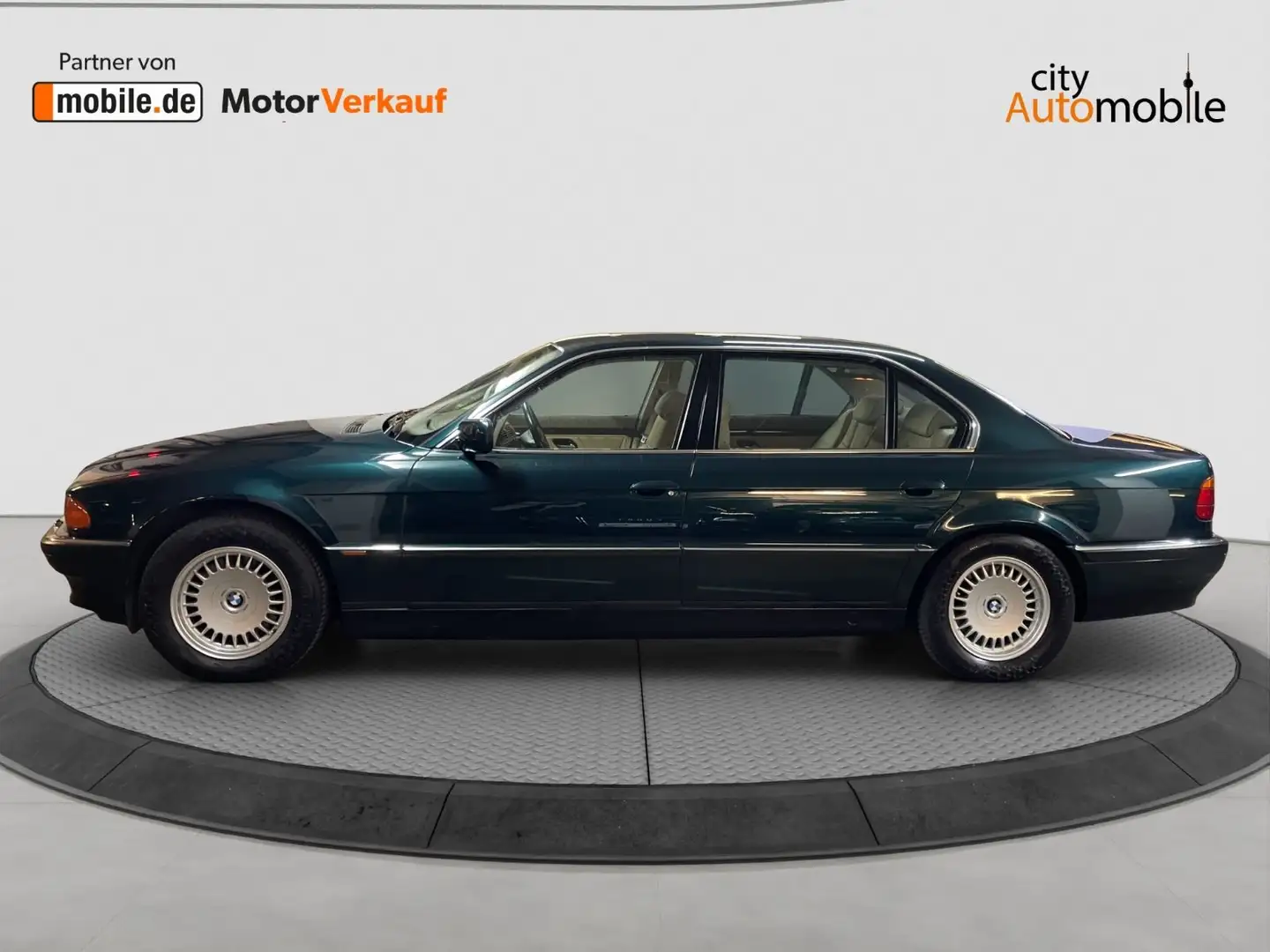 BMW 750 iL A/V12/Tempomat/Navi/Leder/S-Dach/SHZ/PDC Bruin - 2