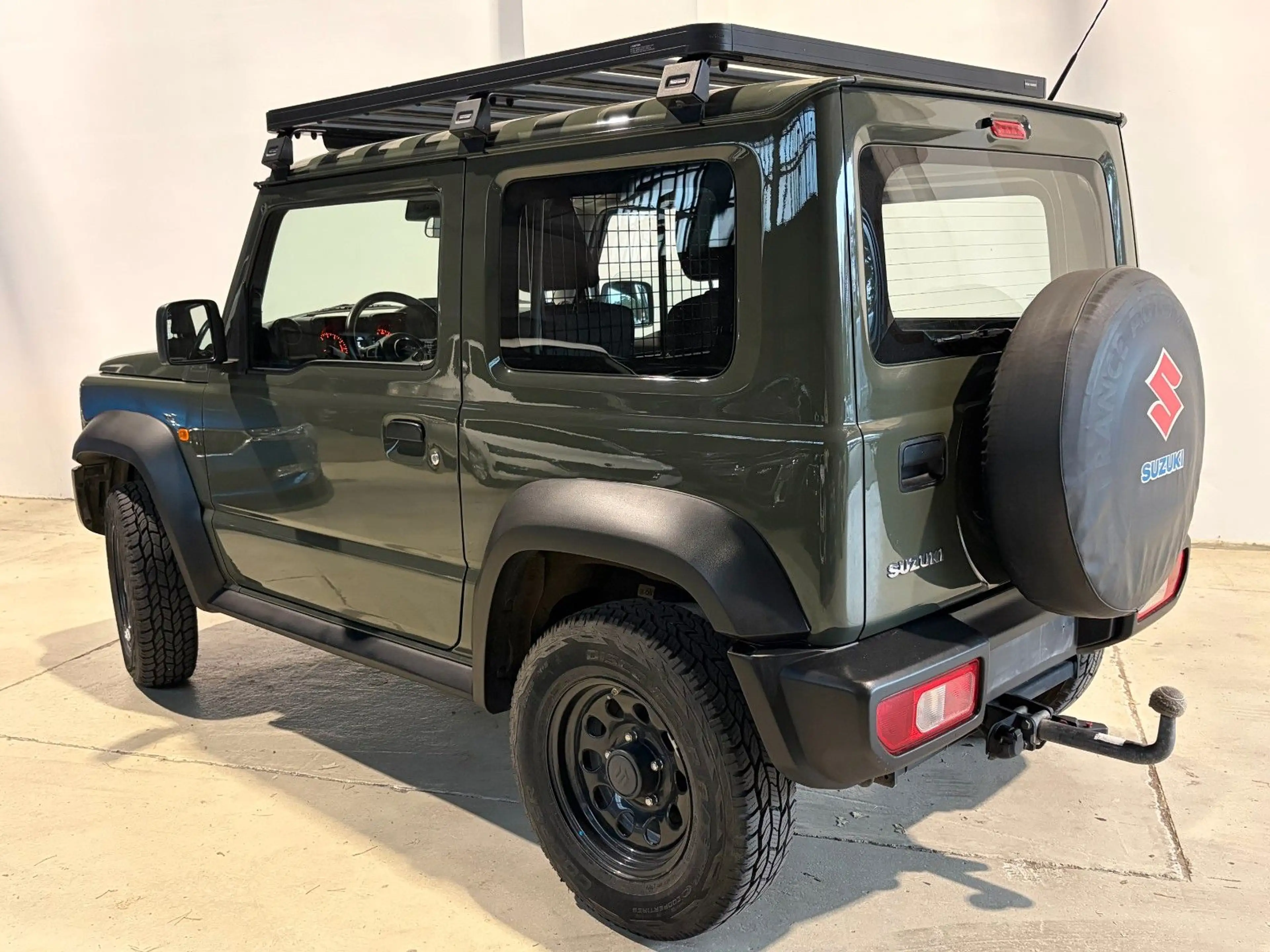 Suzuki Jimny AllGrip 1.5 Anhängerkupplung — photo 3