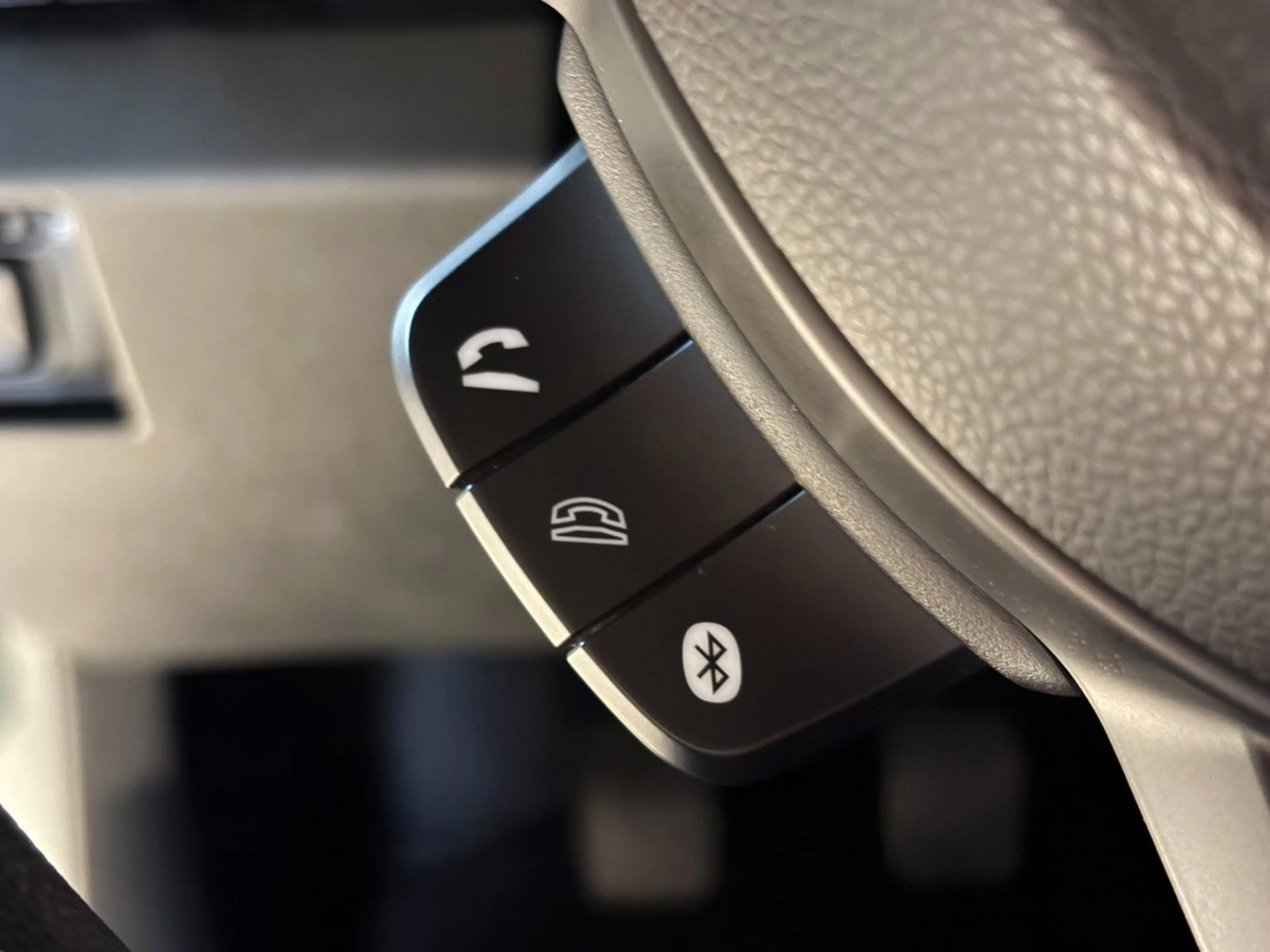 Suzuki Jimny AllGrip 1.5 Anhängerkupplung — photo 13