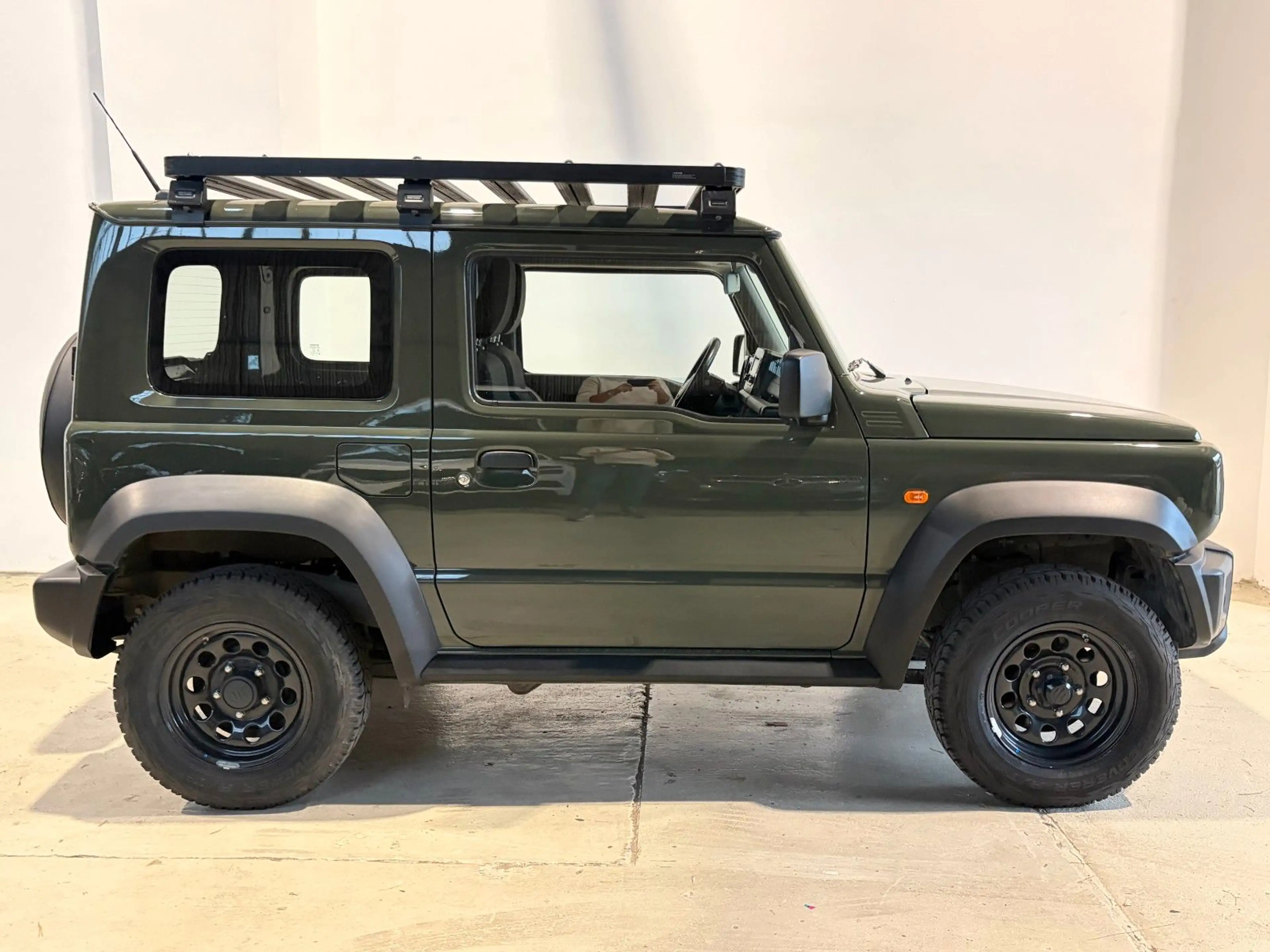 Suzuki Jimny AllGrip 1.5 Anhängerkupplung — photo 5